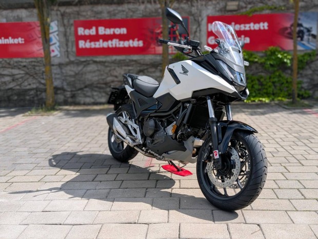 Honda NC 750 X 6 év kiterjesztett gyártói jótál...