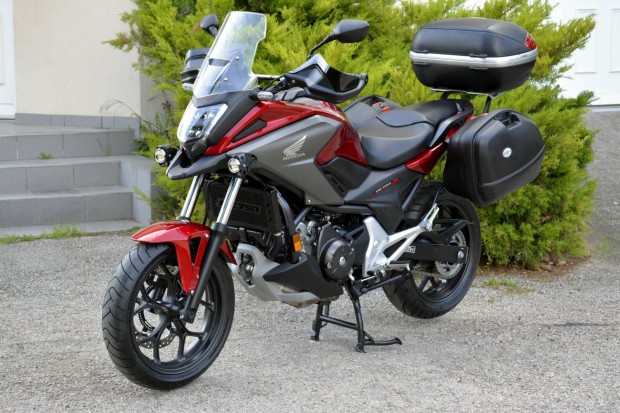 Honda NC 750 X ABS.TC.2-Tulaj.Sok Extra.KARC és...