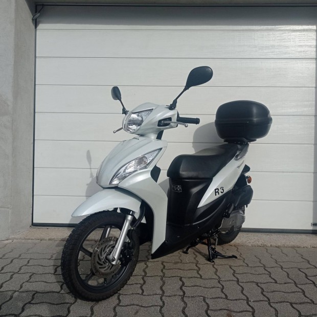 Honda NSC 50 Vision 50 4T Injektoros. Kitn mo...