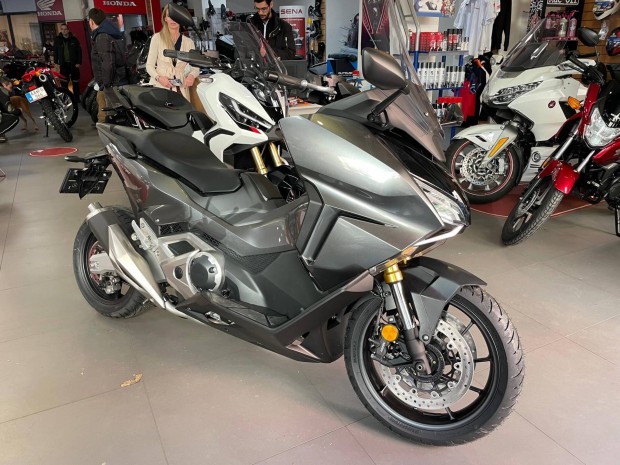 Honda NSS 750 Forza 2023-as modell+Akrapovic Sp...