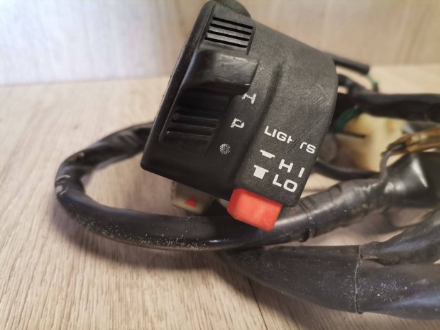 Honda NTV 600 n 88' bal kormány kapcsoló 2563