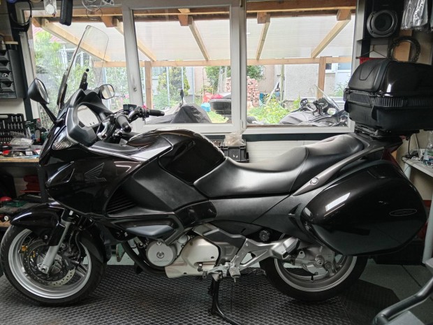 Honda NT 700 V Deauville