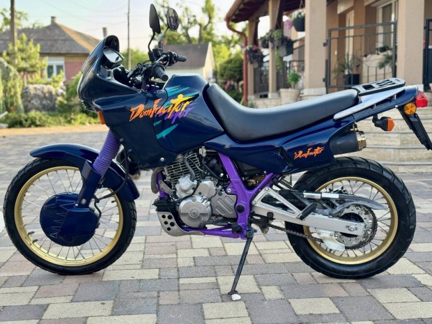 Honda NX 500 Dominator