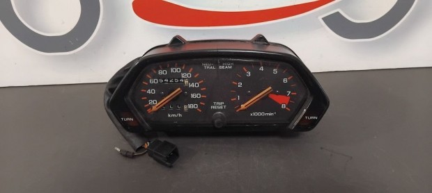 Honda NX 500 Kil�m�ter�ra