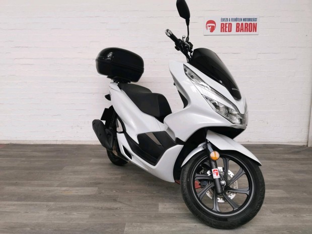 Honda PCX 125 rsos RED Baron Garancival!