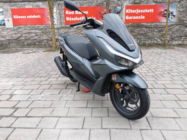 Honda PCX 125 rsos RED Baron Garancival!