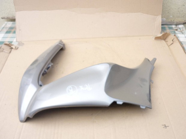 Honda PCX bal els� idom