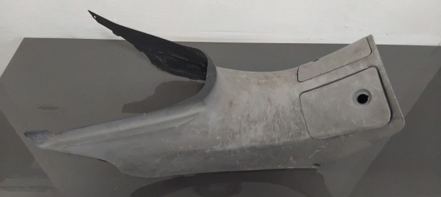 Honda Pantheon 125/150 Üzemanyagtartály fedő panel
