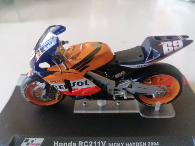 Honda RC 211 V 1/24 modell