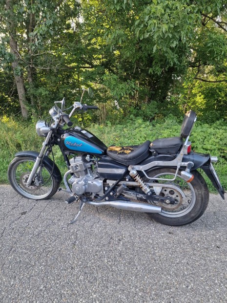 Honda Rebel 250 chopper motorkerkpr 