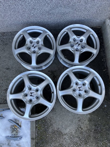 Honda S2000 16 col 5x114,3 gy�ri alufelni