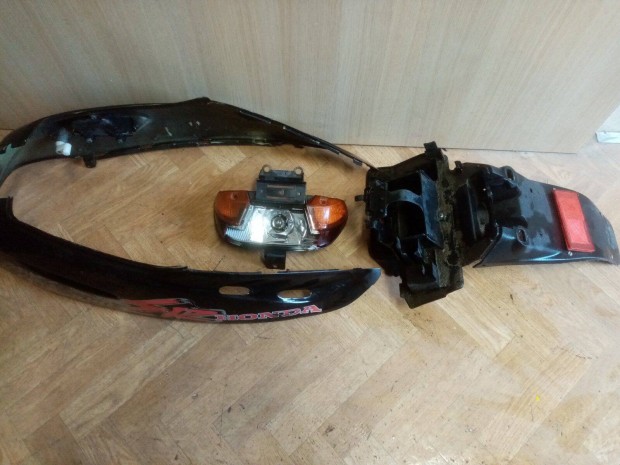 Honda SR DIO AF27 robog manyag alkatrszek egyben frontpanel lmpa