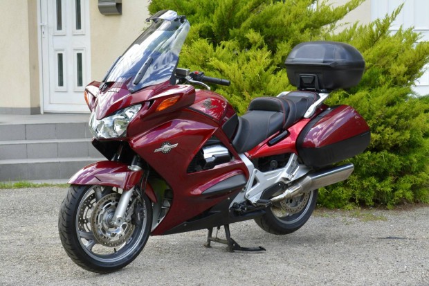 Honda ST 1300 PAN European ABS.Karcmentes.Valós...