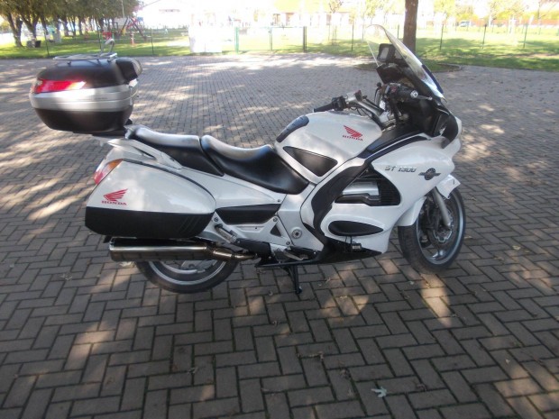 Honda ST 1300 Pan European Tra motor