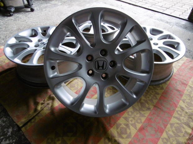 Honda SWA870A 5x114,3 R18 Alufelni Garnitúra