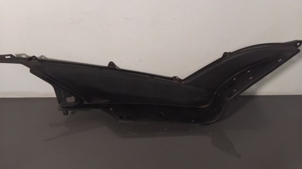 Honda SWT 400 (2009-2013) - Jobb oldali lábtartó idom - 64321-MFT-640