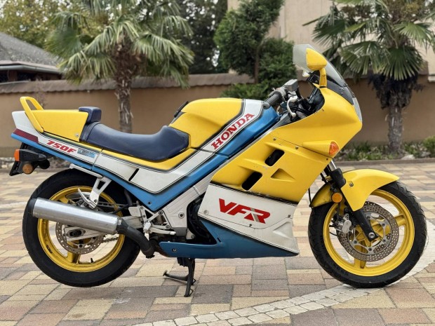 Honda VFR 750 R