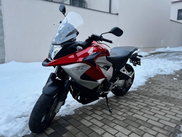 Honda VFR 800 X Aut�-Motor Csere !!