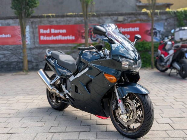 Honda VFR 800 .