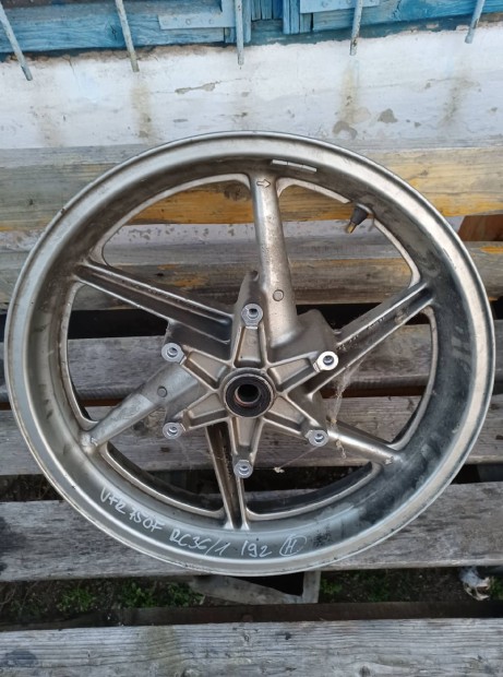 Honda Vfr 750 Rc36 els� felni