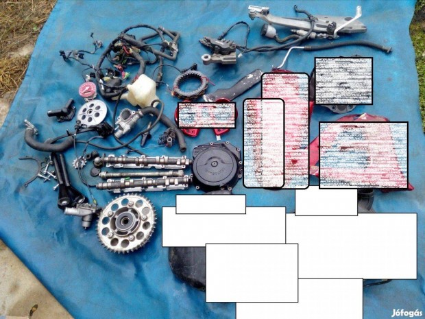 Honda X11, X 11 alkatrész kerekek párban