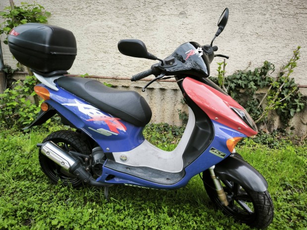 Honda X8R-S gyönyörű állapotban