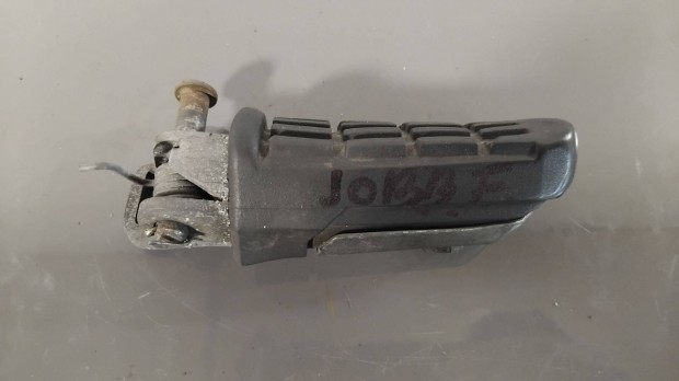 Honda XLV 650 Transalp Jobb első lábtartó tüske