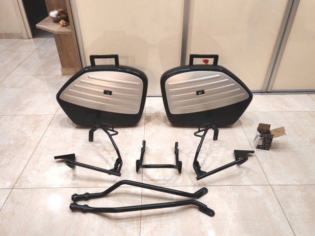 Honda XL 1000 Varadero oldaldoboz szett konzolokkal. 