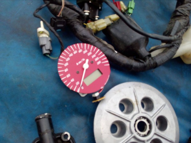 Honda X 11 , X11 alkatrsz