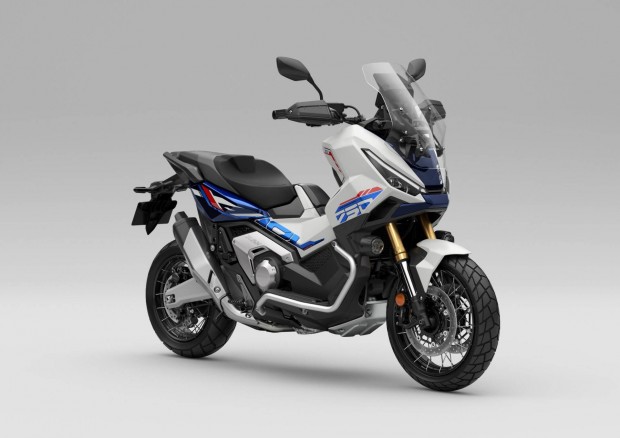 Honda X-ADV 2026-os modell elrendelhet
