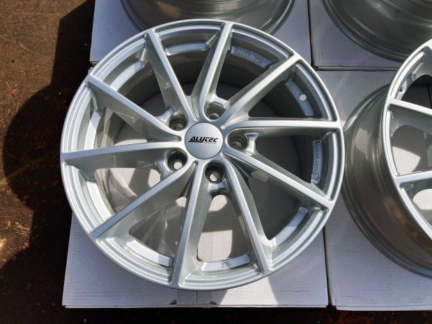 Honda - Alutec 17" 5x114,3 j alufelni elad 17 coll