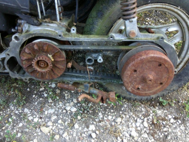 Honda ,beállt-rossz motorblokk,csak egyben nagyon olcsón