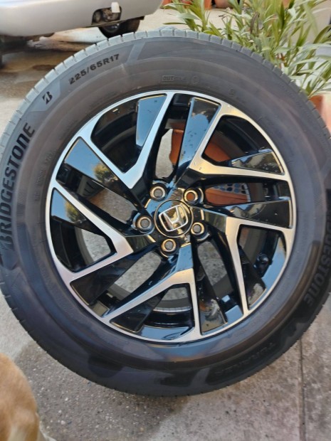 Honda alufelni 5x114,3 elad!