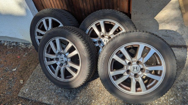 Honda alufelni + 205/55 R16 téli gumi garnitúra