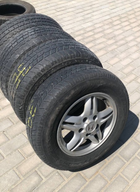 Honda alufelni gumikkal