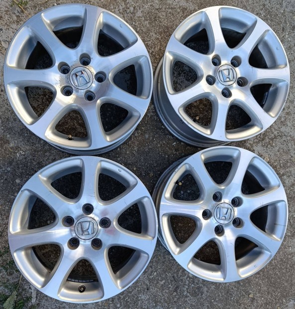 Honda alufelnik 16x7,5 5x114,3 ET45
