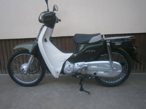 Honda c 50 cub nindts 4 sebessges gyri megkmlt ll hzhoz is