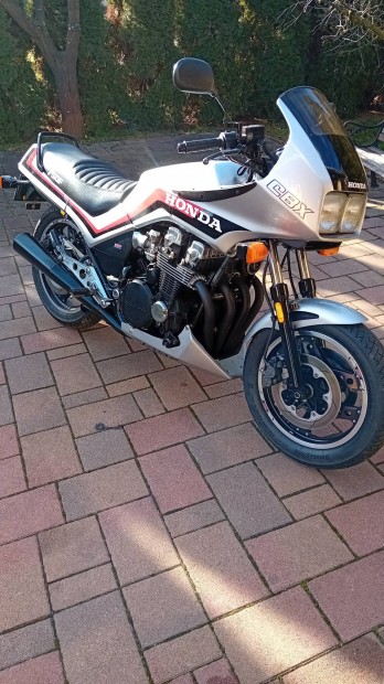 Honda cbx 750f 1986 alkatrésznek