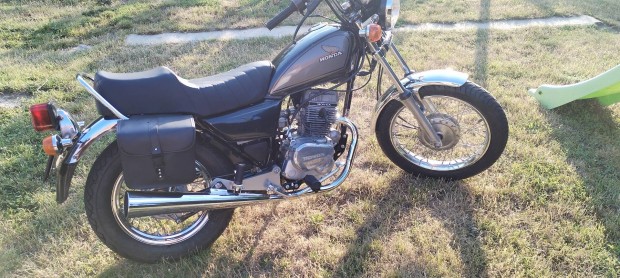 Honda cm 125 c