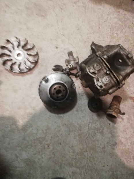 Honda cn 250 helix bontott alkatrszek 