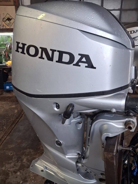 Honda cs�nakmotor BF 40 E. 40/60as