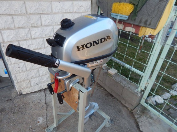 Honda cs�nakmotor elad�