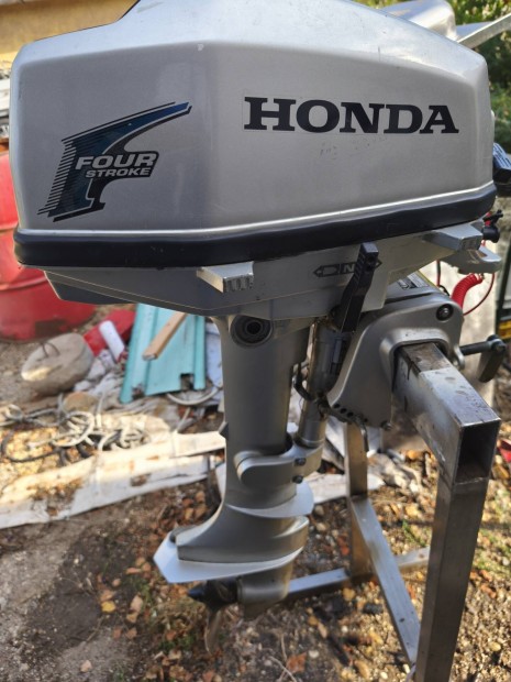 Honda csónakmotor eladó!