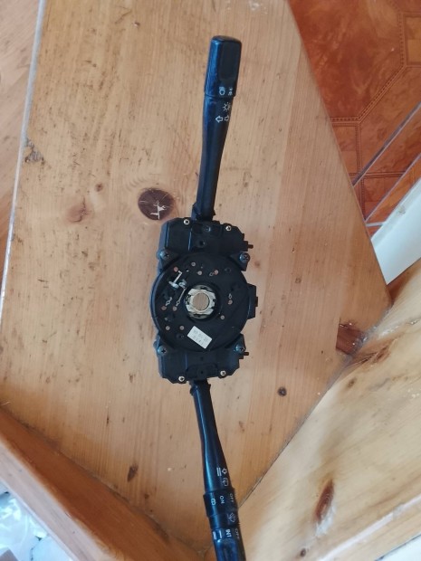 Honda eg4/5gen bajuszkapcsol�