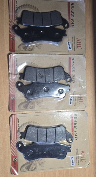 Honda fekbetet 3 p�r 