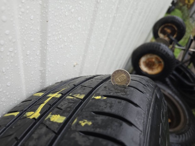 Honda felnik.gumival.