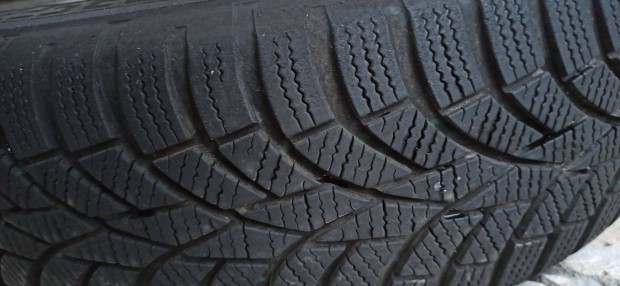 Honda gyári alufelni jó téli gumival eladó