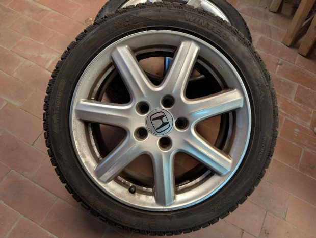Honda gyri felni 17" tli gumival