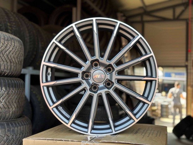 Honda gyári specifikus Aez 19" 5x114,3 Új bicolor alufelni 19 coll