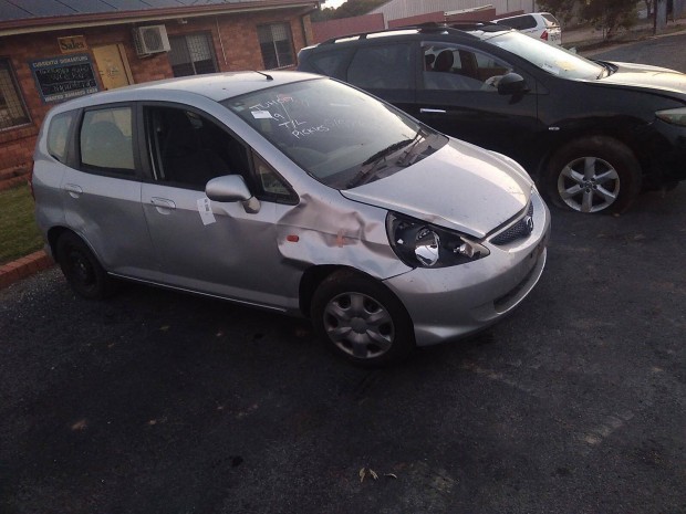 Honda jazz 1.4megmaradt alkatrszei eladak!